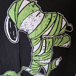 Mummy Snoopy Tee ( XL-juniors)